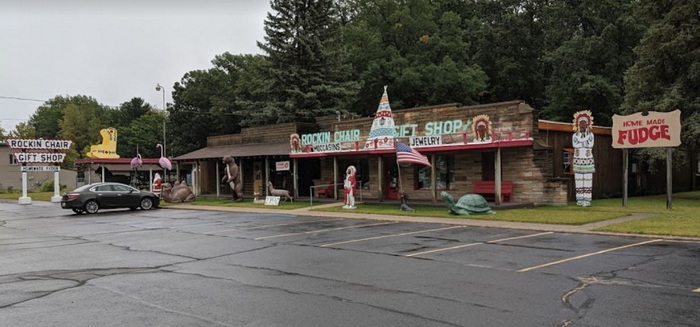 Rockin Chair Gift Shop - Current Photo As Of 2022 (newer photo)